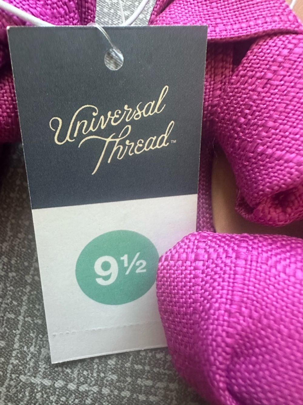 Universal Thread Women’s 9.5 Magenta Pink Knotted Slide Sandals NWT - Picture 8 of 8